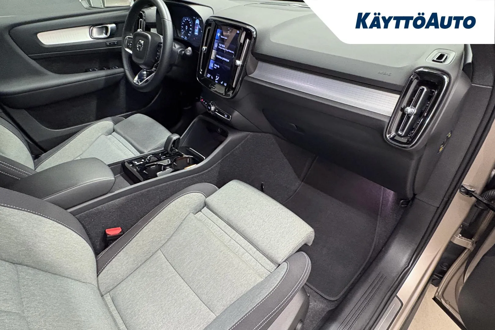 VOLVO XC40 SPL-340 carousel image