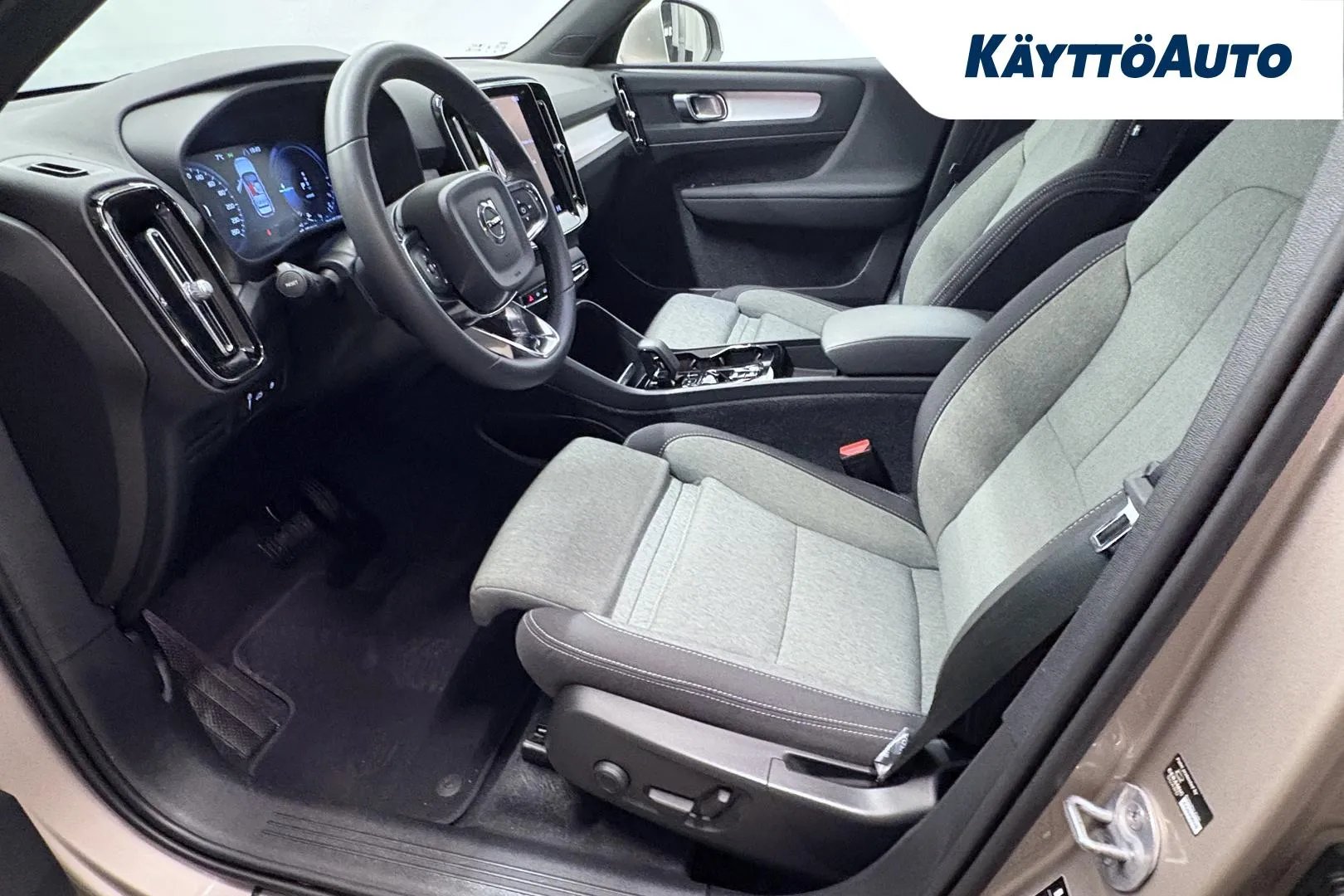 VOLVO XC40 SPL-340 carousel image