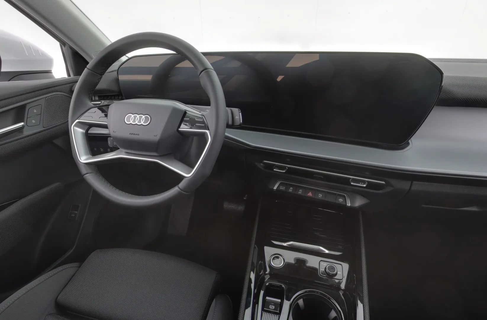 Audi Q3 KXL-784 carousel image