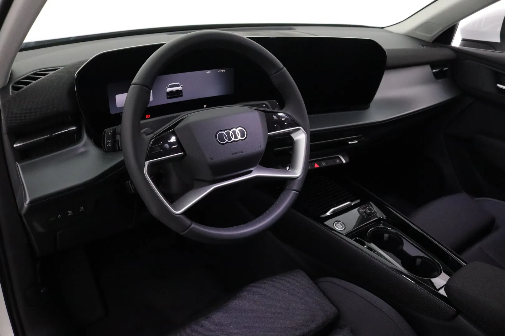 Audi Q3 KXL-784 carousel image