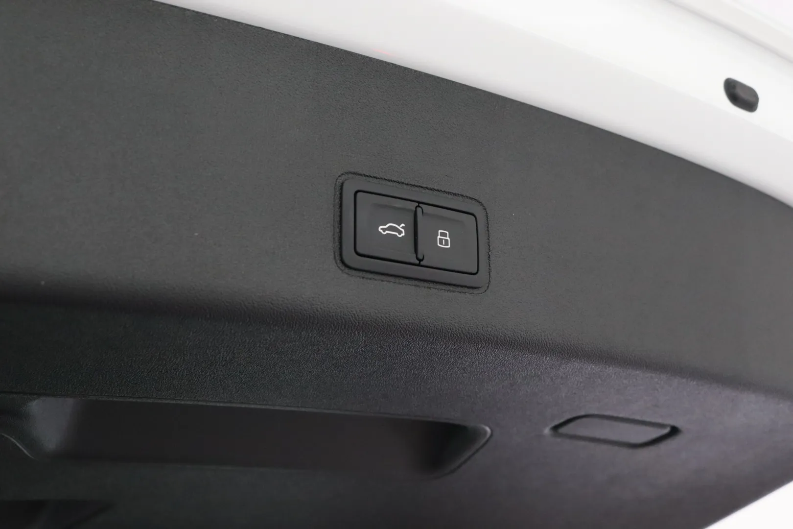 Audi Q3 KXL-784 carousel image