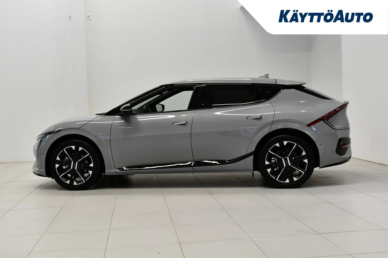 Kia EV6 KXO-638 carousel image