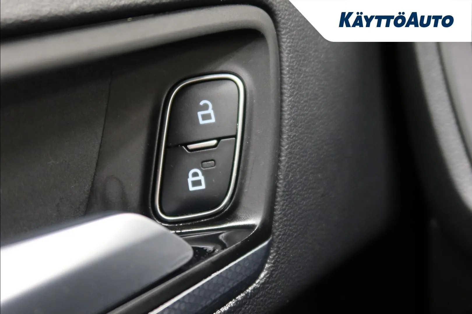 FORD Focus XVU-802 carousel image