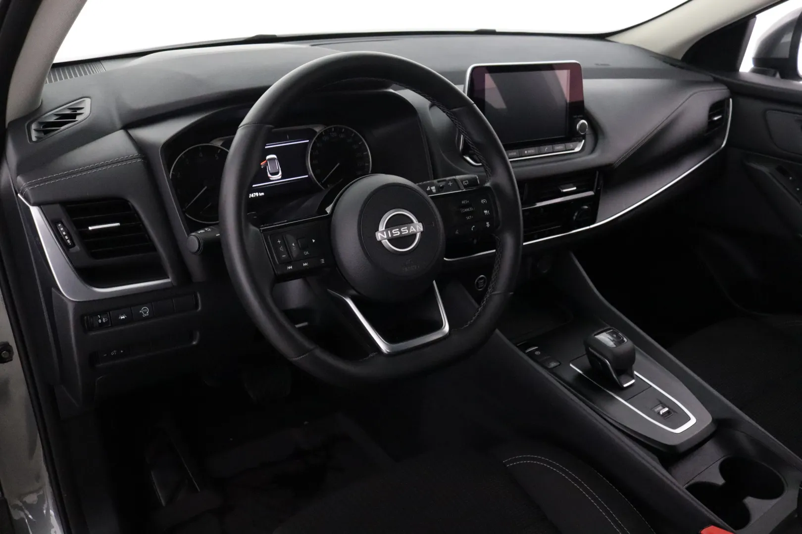 NISSAN Qashqai RVZ-441 carousel image