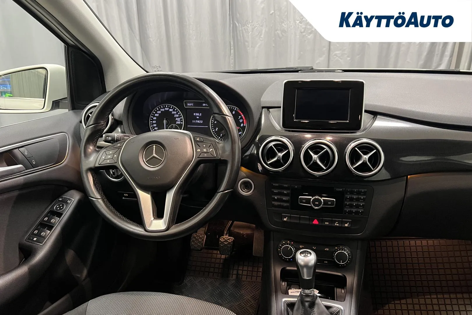 MERCEDES-BENZ B OZA-356 carousel image