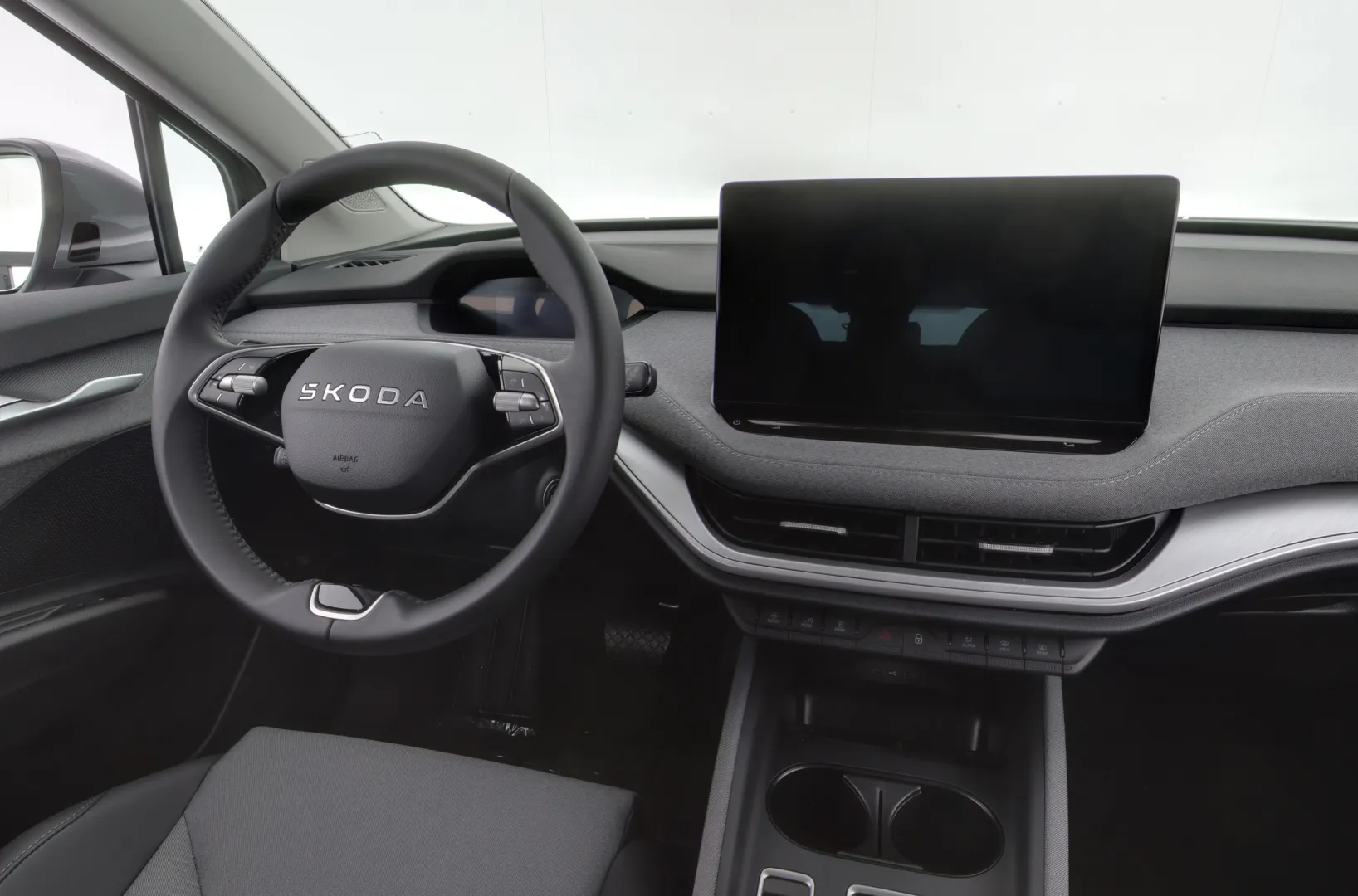 Skoda Enyaq LTN-486 carousel image