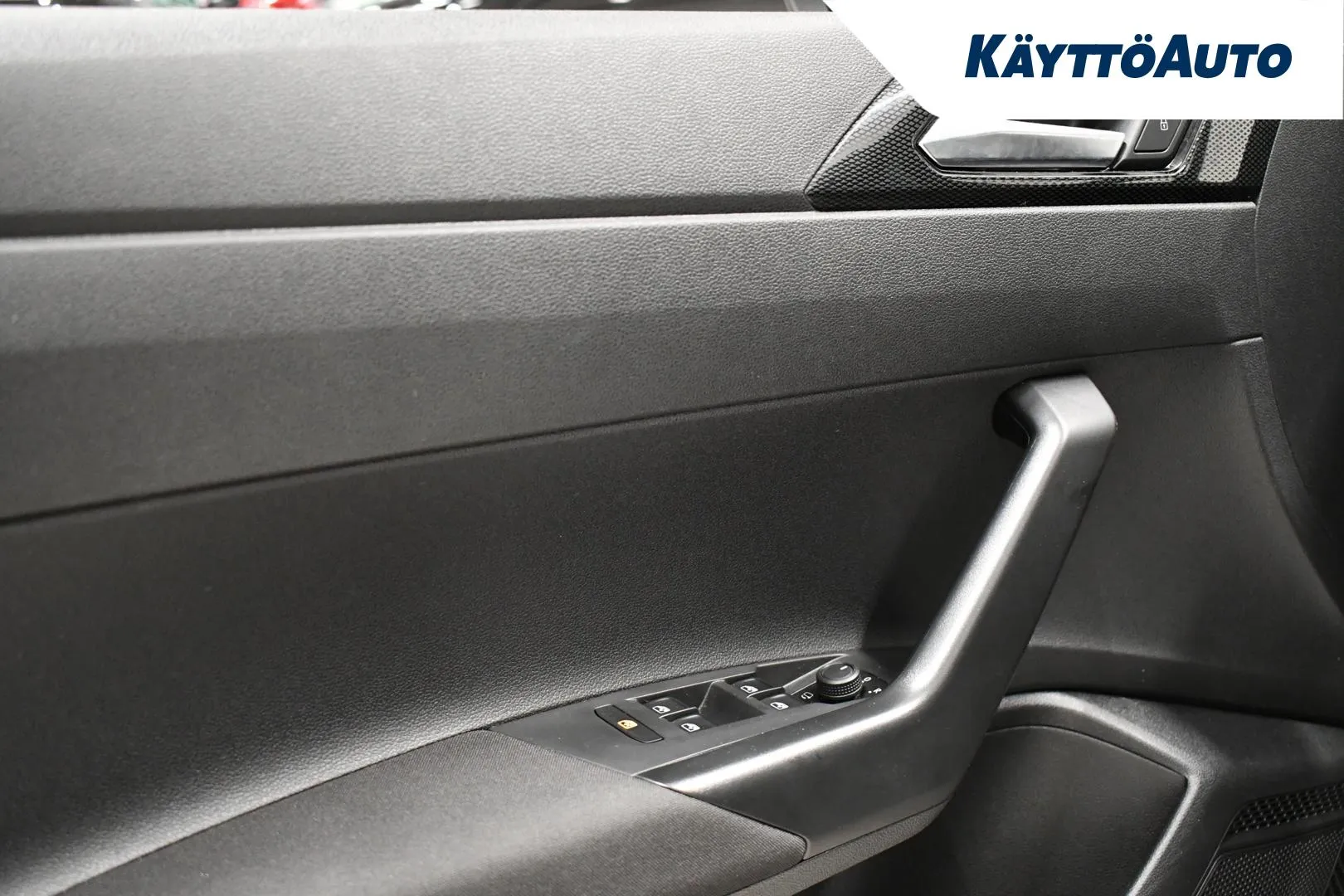 VOLKSWAGEN Taigo FRT-135 carousel image