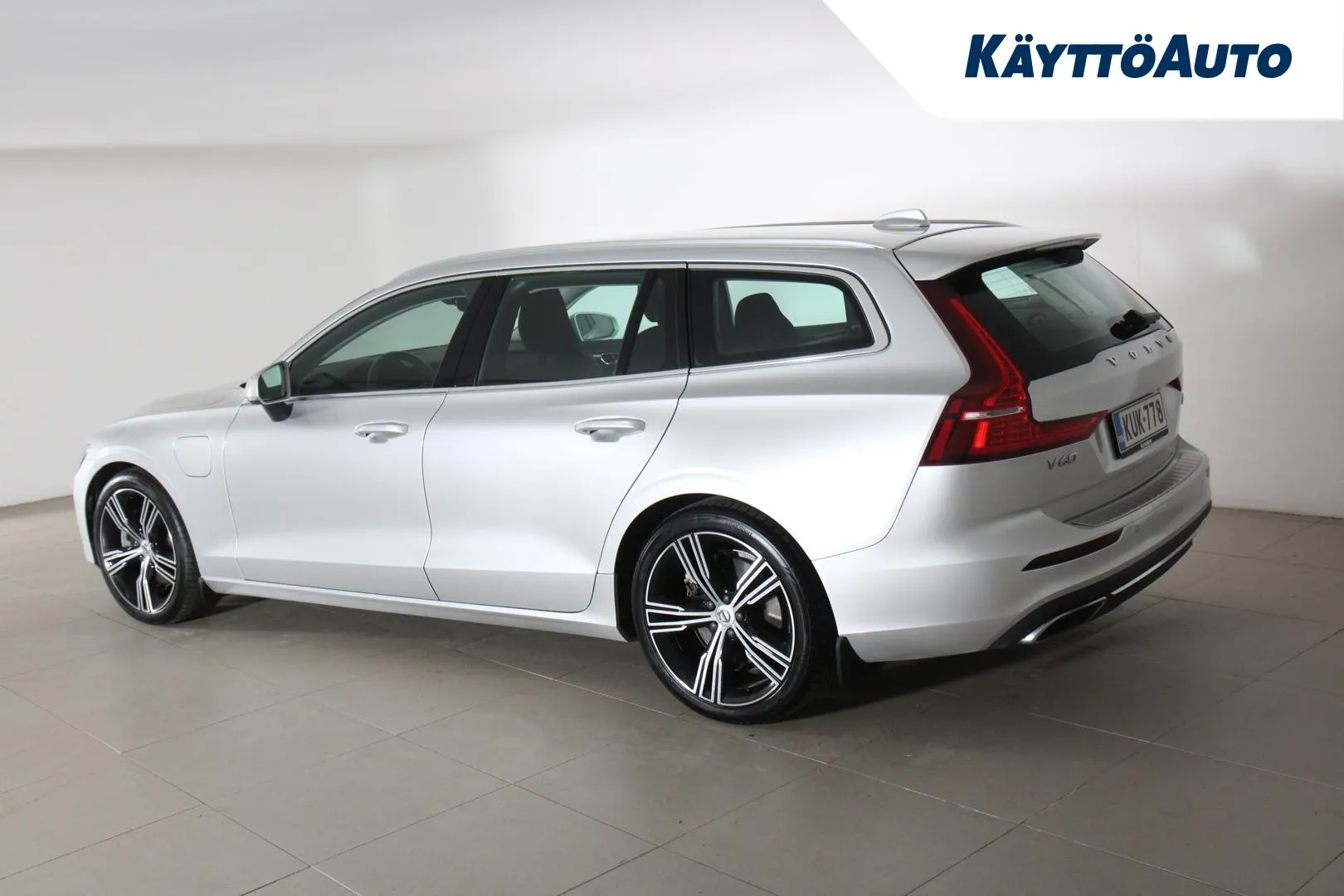 VOLVO V60 KUK-778 carousel image
