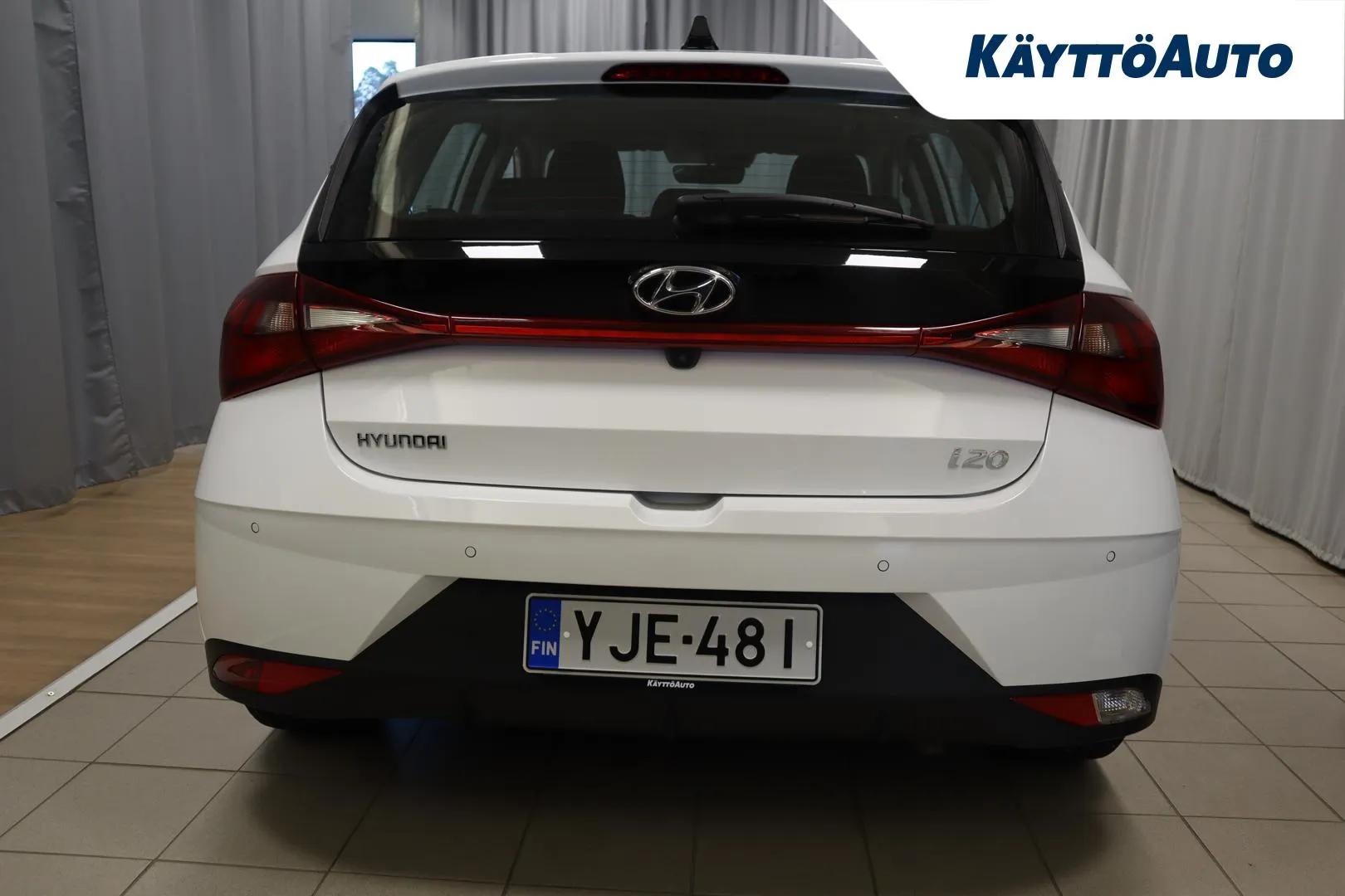 HYUNDAI i20 Hatchback YJE-481 carousel image