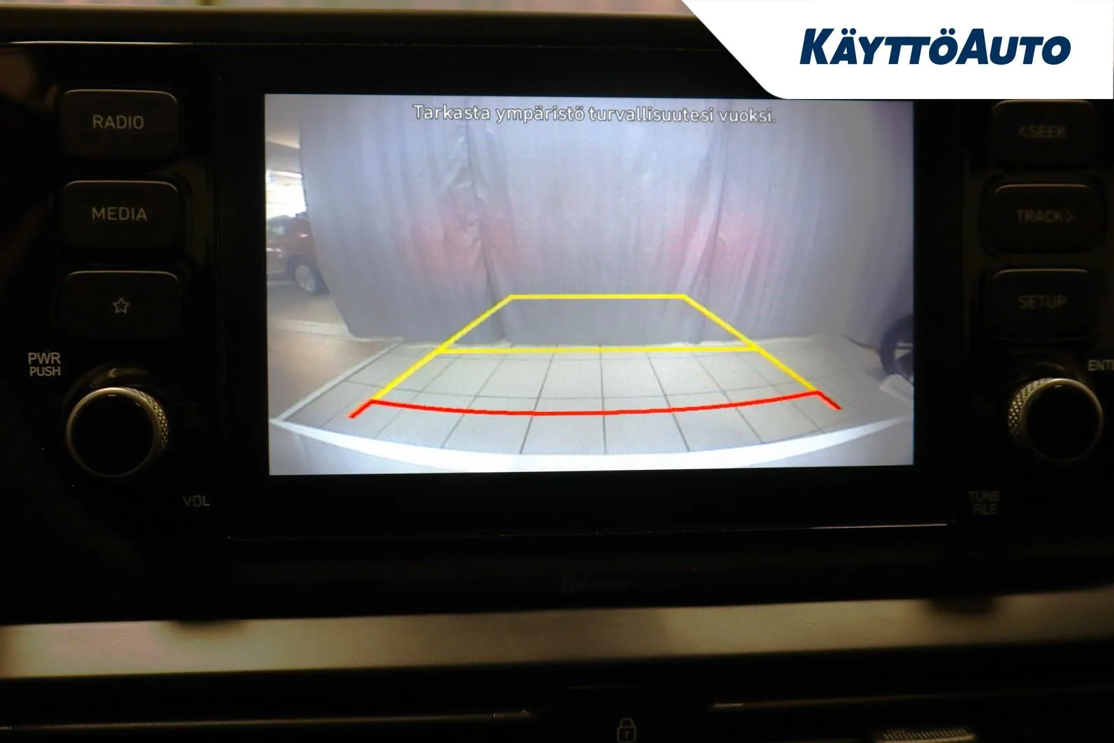 HYUNDAI i20 Hatchback YJE-481 carousel image