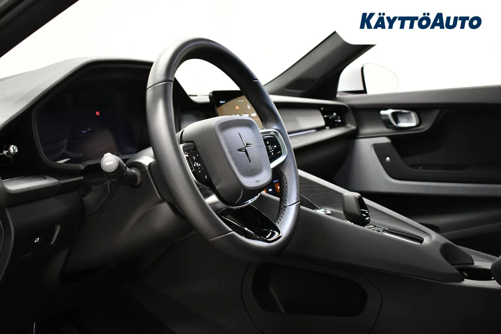 POLESTAR 2 OZU-497 carousel image