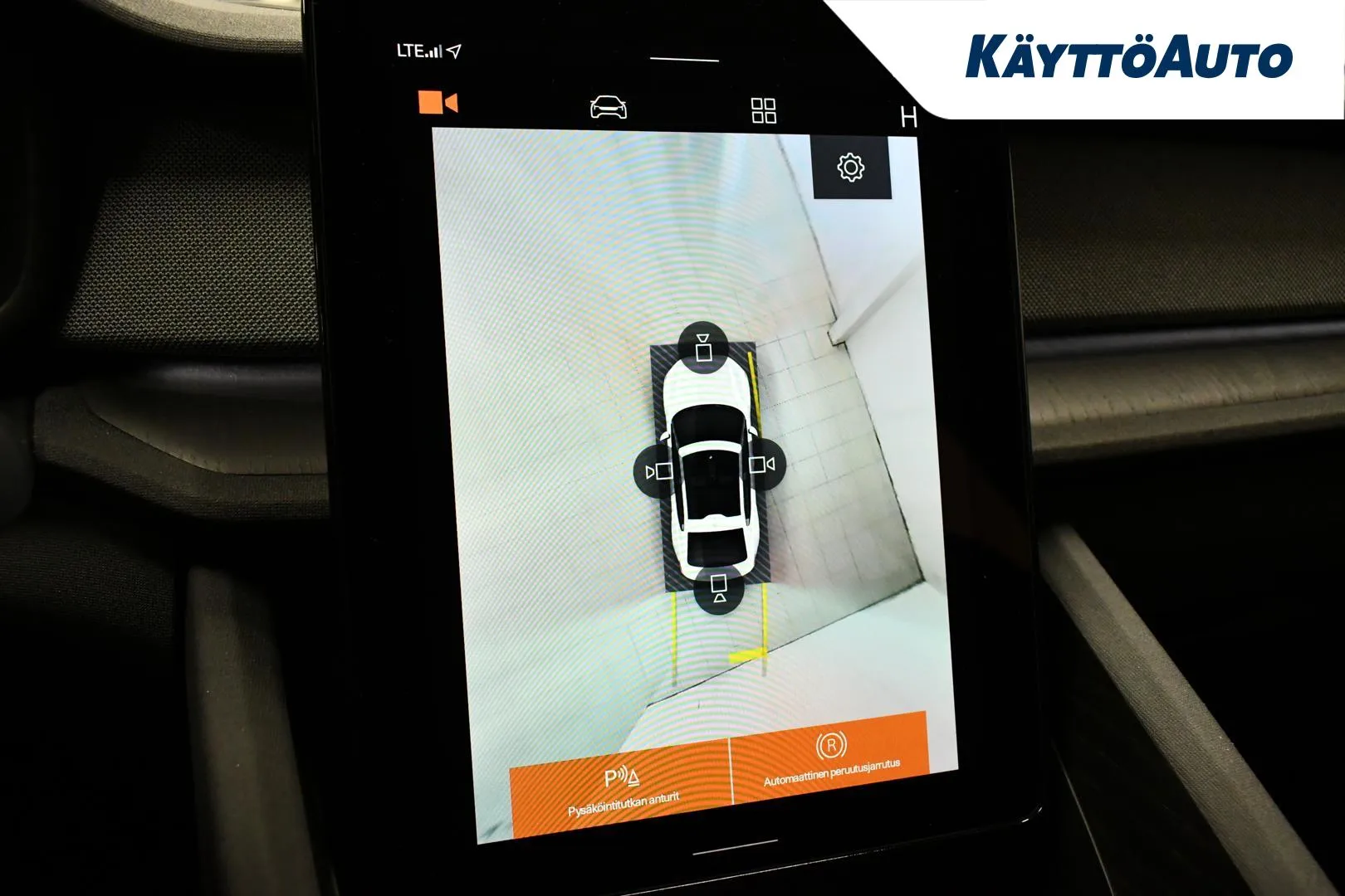 POLESTAR 2 OZU-497 carousel image