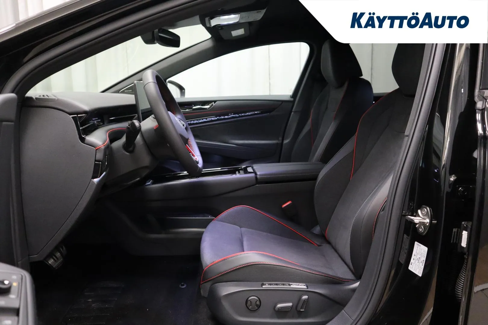 Volkswagen ID.7 YYI-134 carousel image