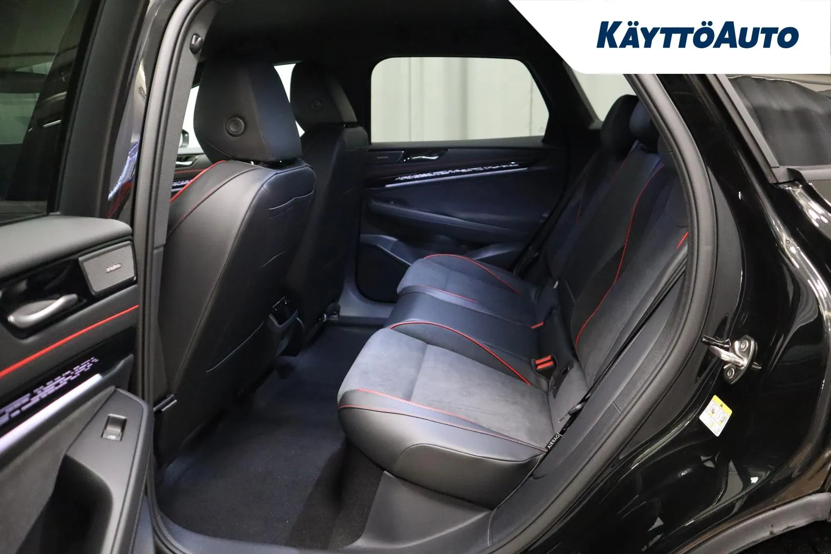 Volkswagen ID.7 YYI-134 carousel image