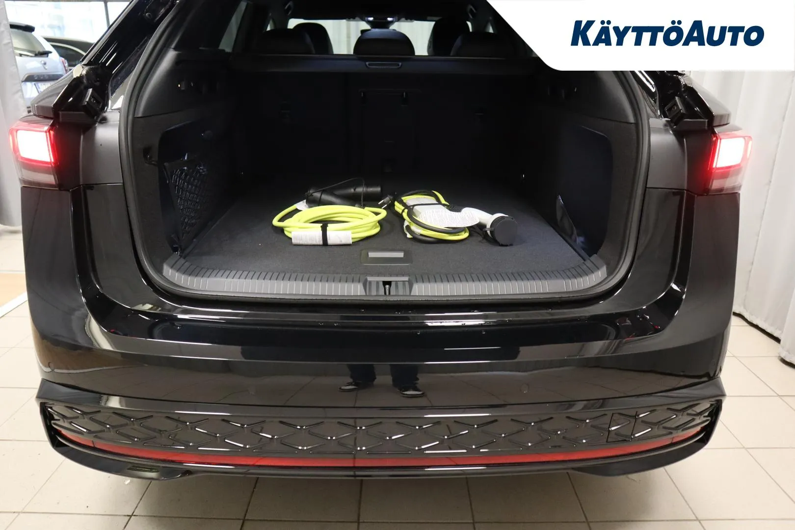 Volkswagen ID.7 YYI-134 carousel image