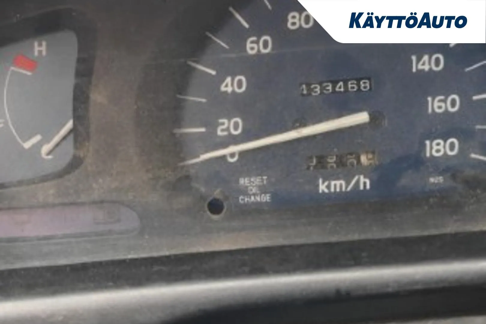 TOYOTA Hilux MXI-874 carousel image