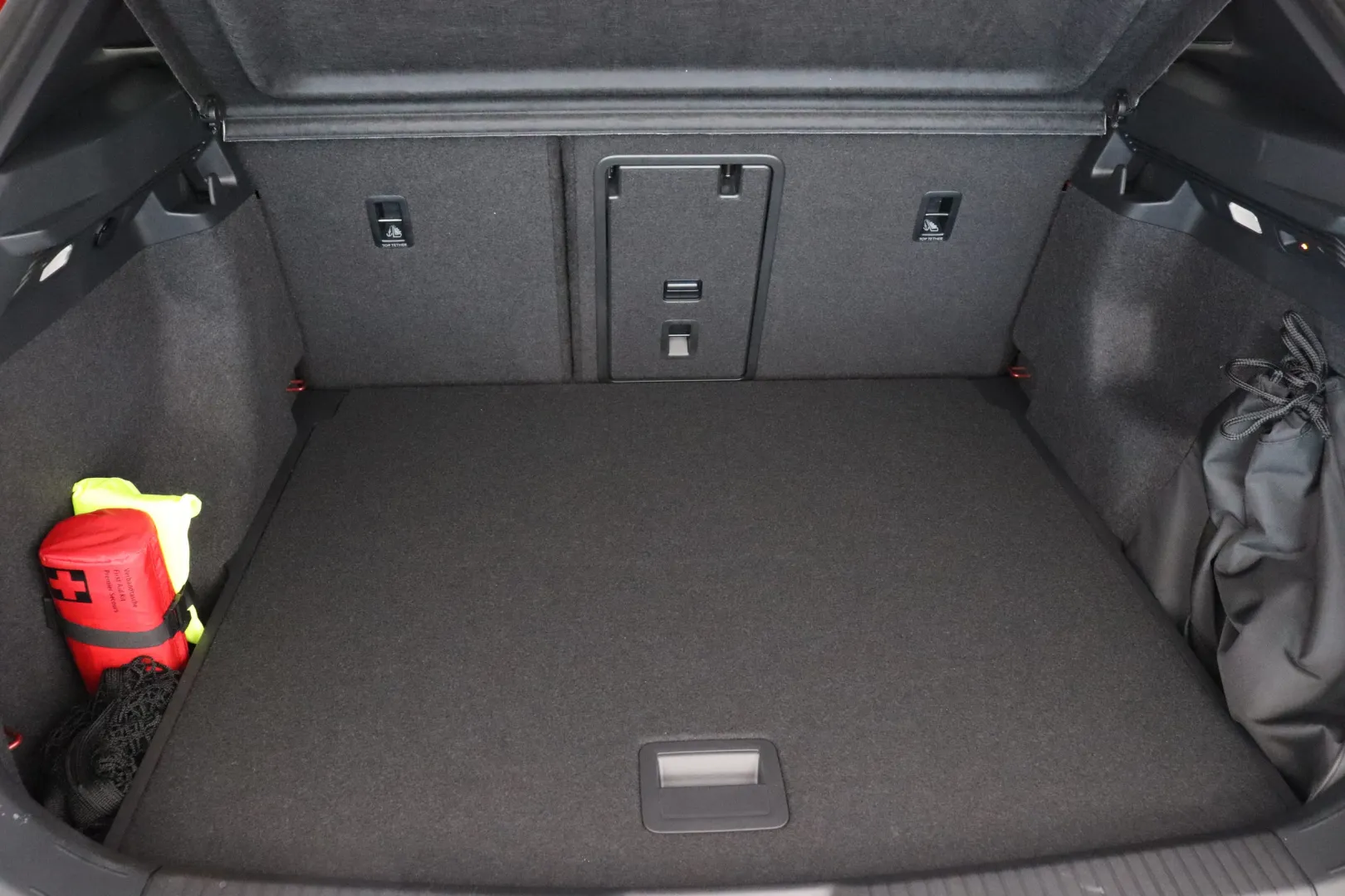 Volkswagen ID.4 KXM-920 carousel image