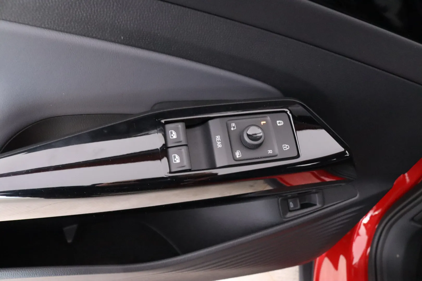 Volkswagen ID.4 KXM-920 carousel image