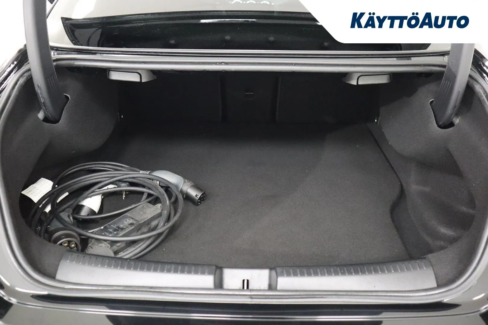 Mercedes-Benz CLA KUV-823 carousel image