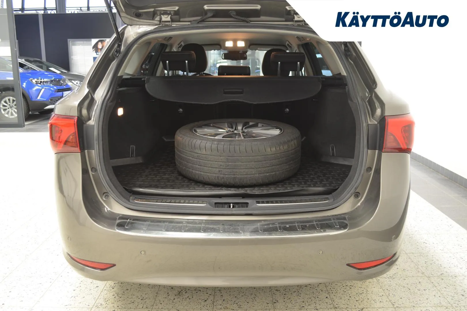 TOYOTA Avensis RSP-432 carousel image