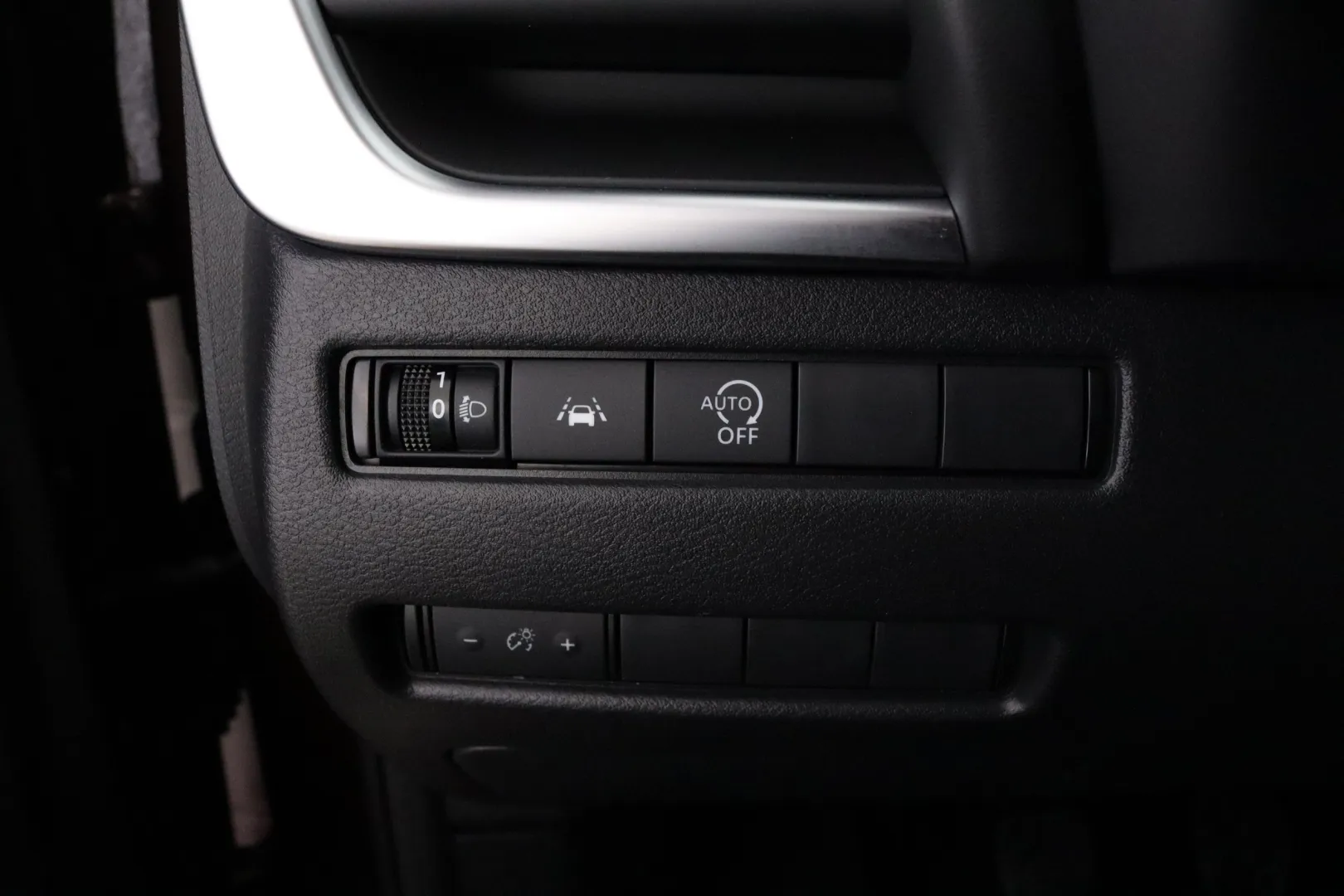 NISSAN Qashqai MPR-986 carousel image