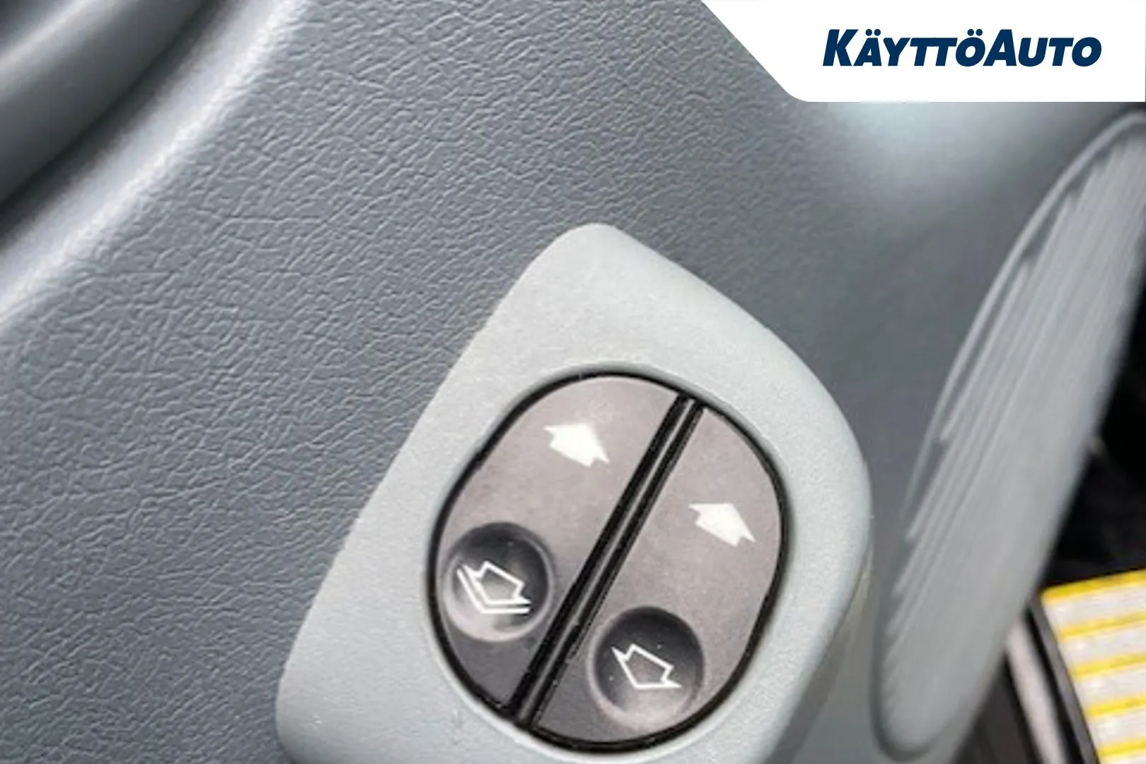 Ford Transit COU-864 carousel image