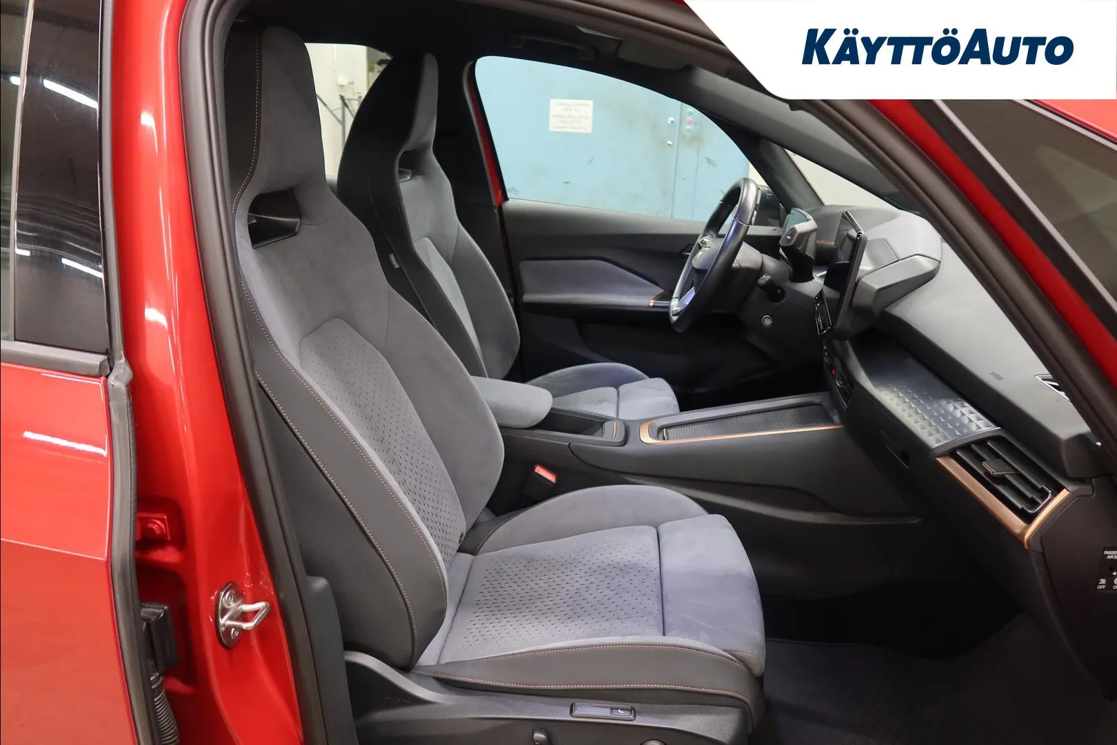 CUPRA Born SPJ-312 carousel image