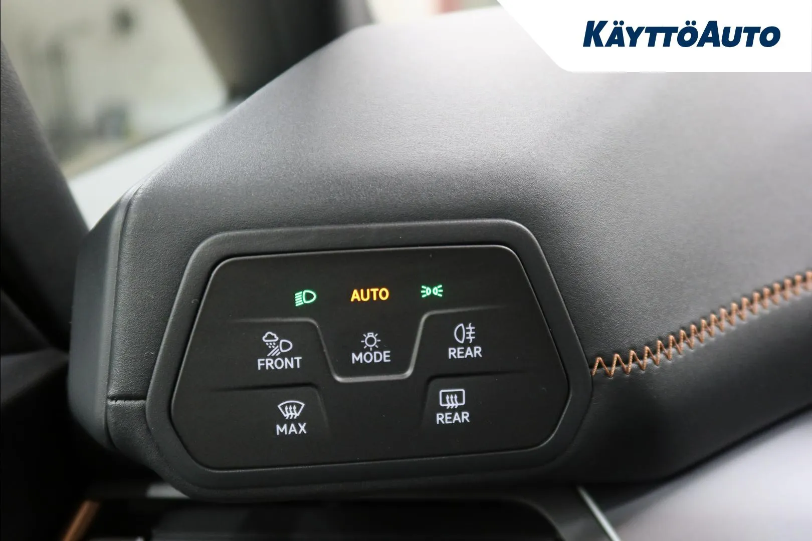 CUPRA Born SPJ-312 carousel image