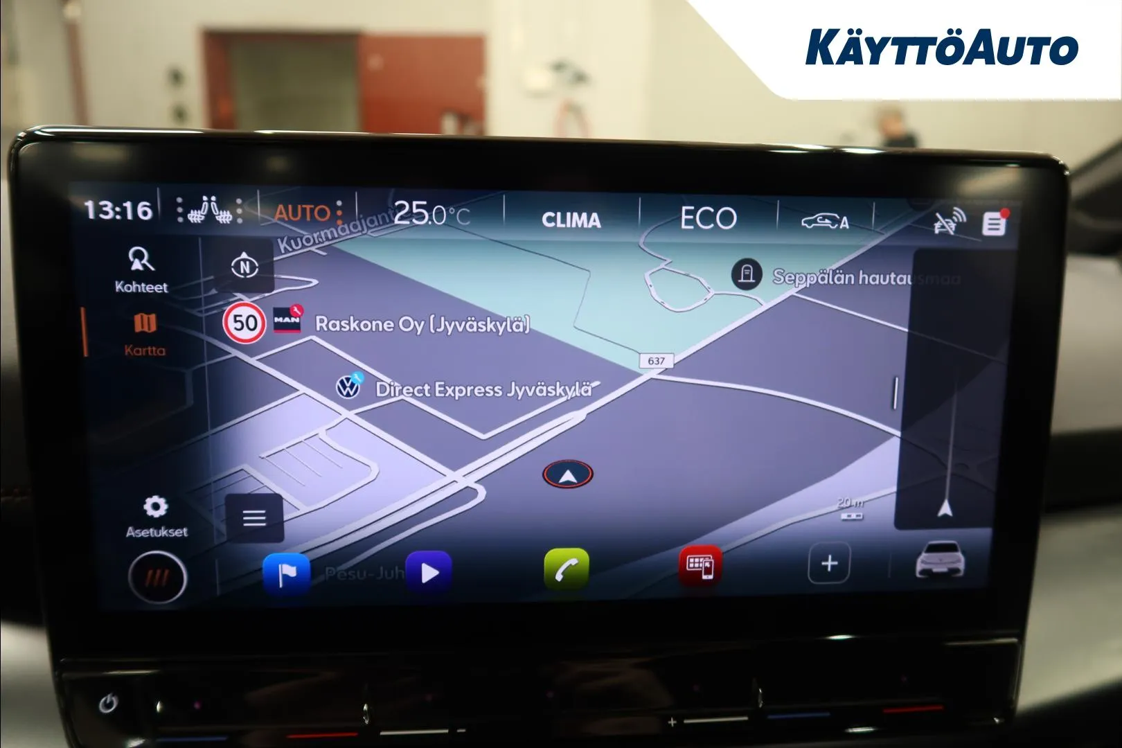 CUPRA Born SPJ-312 carousel image