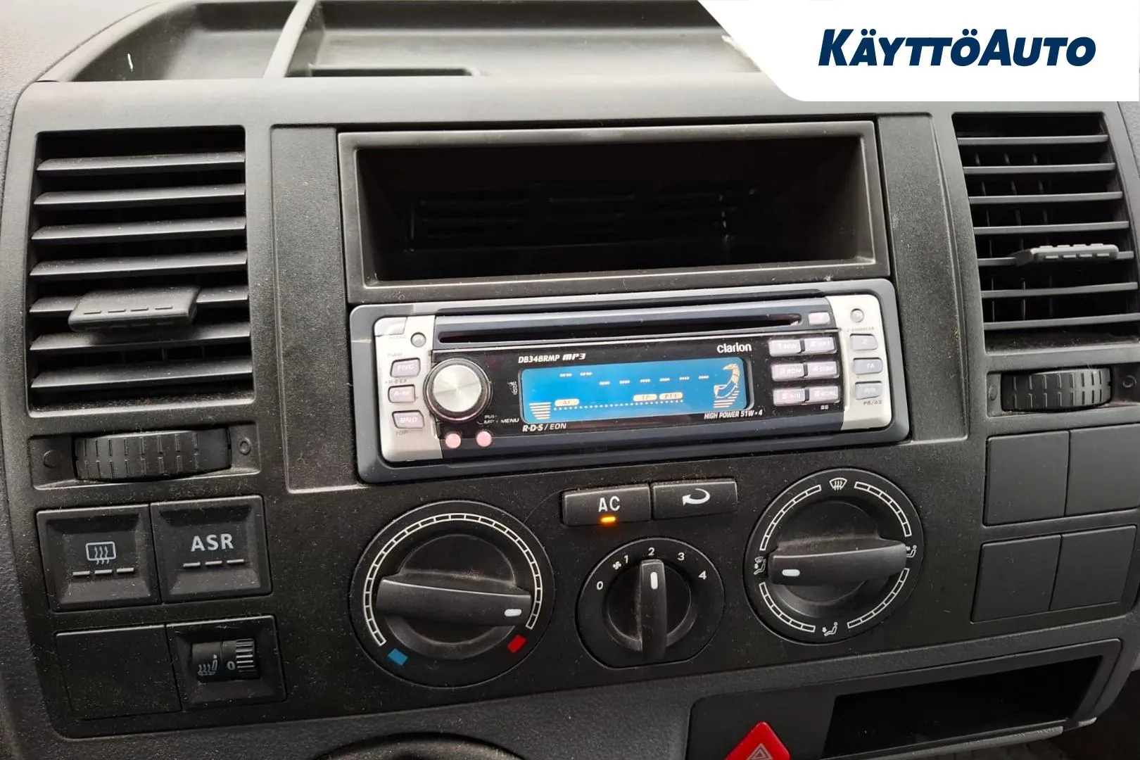 Volkswagen Transporter EXJ-471 carousel image