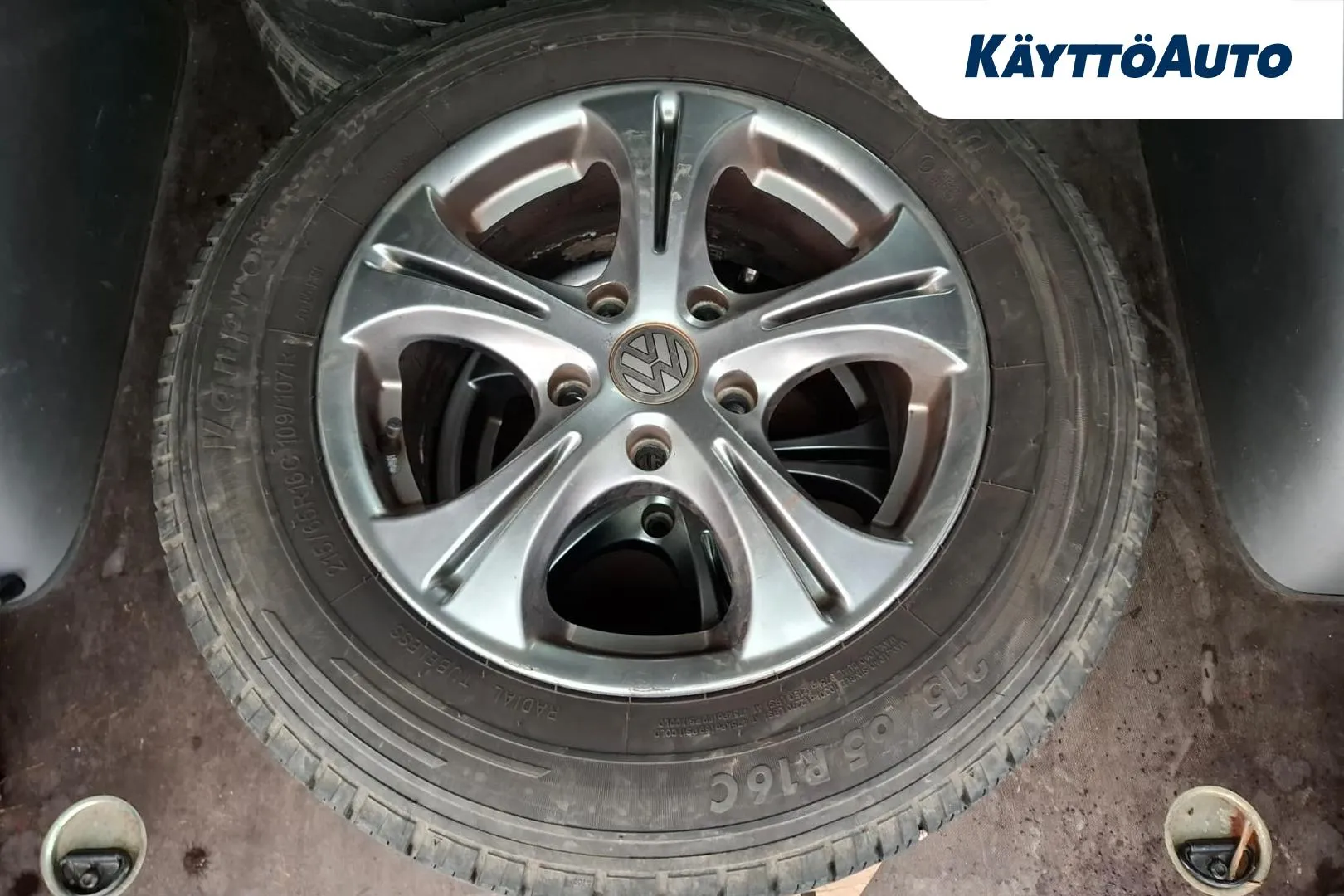 Volkswagen Transporter EXJ-471 carousel image