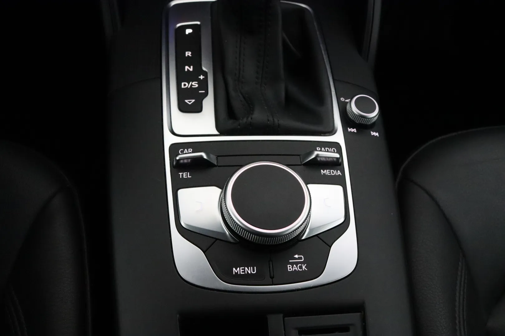 AUDI A3 SYT-574 carousel image