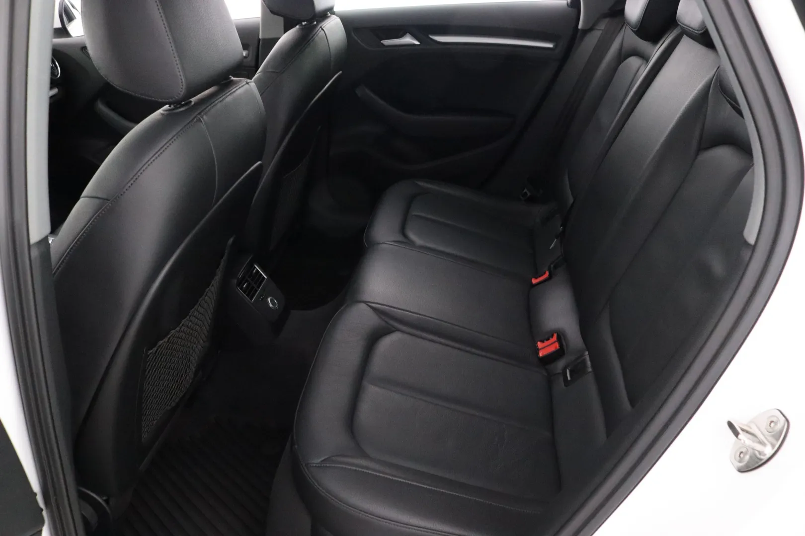 AUDI A3 SYT-574 carousel image