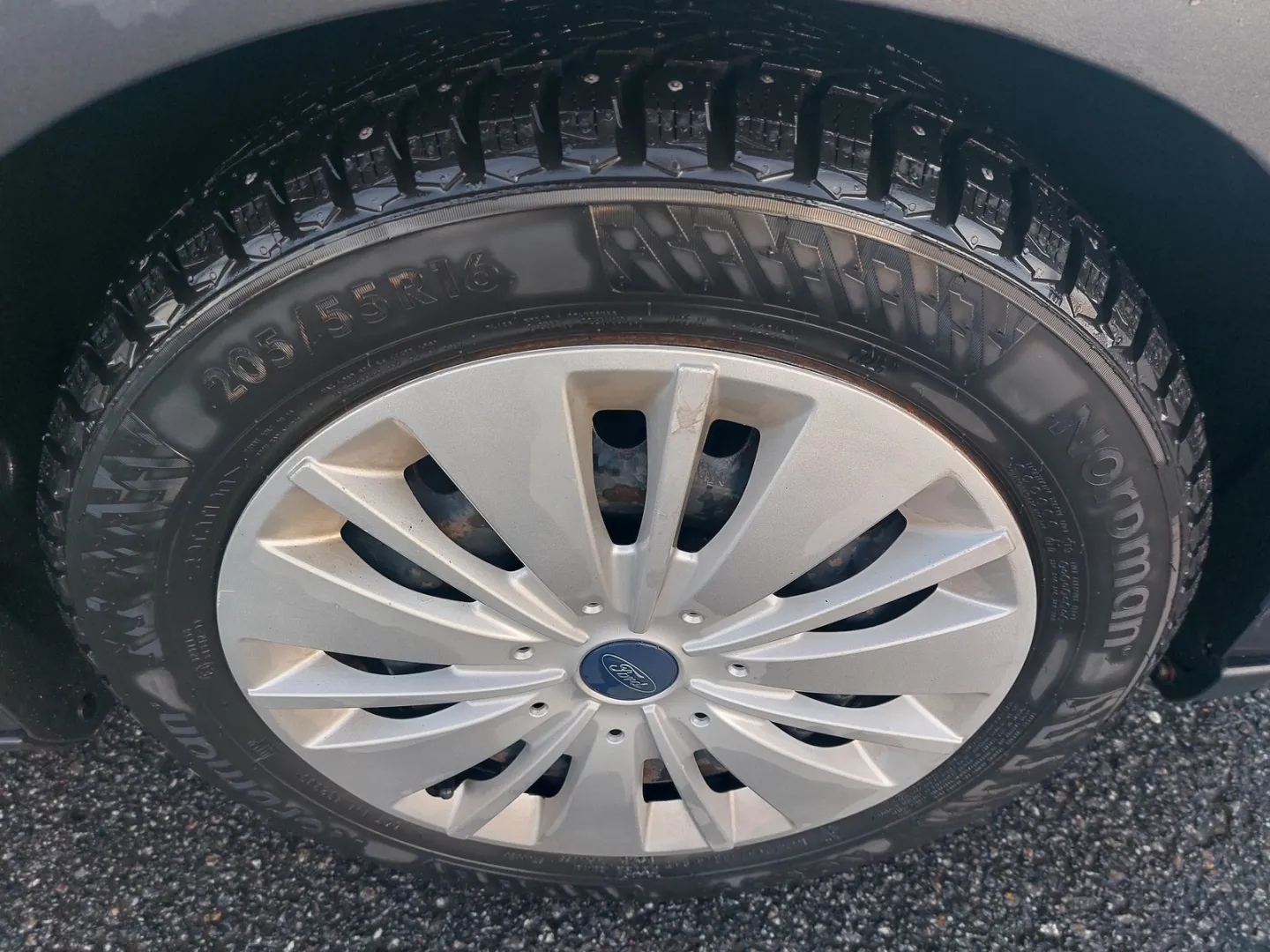 FORD Focus GLY-763 carousel image