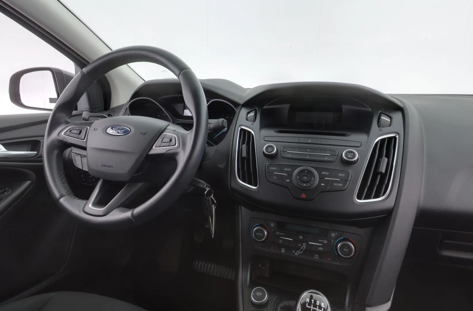 FORD Focus GLY-763 carousel image