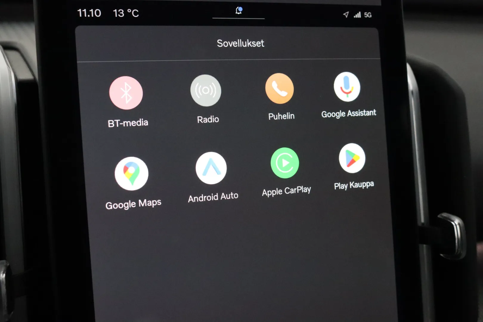 Volvo EX30 YYH-765 carousel image