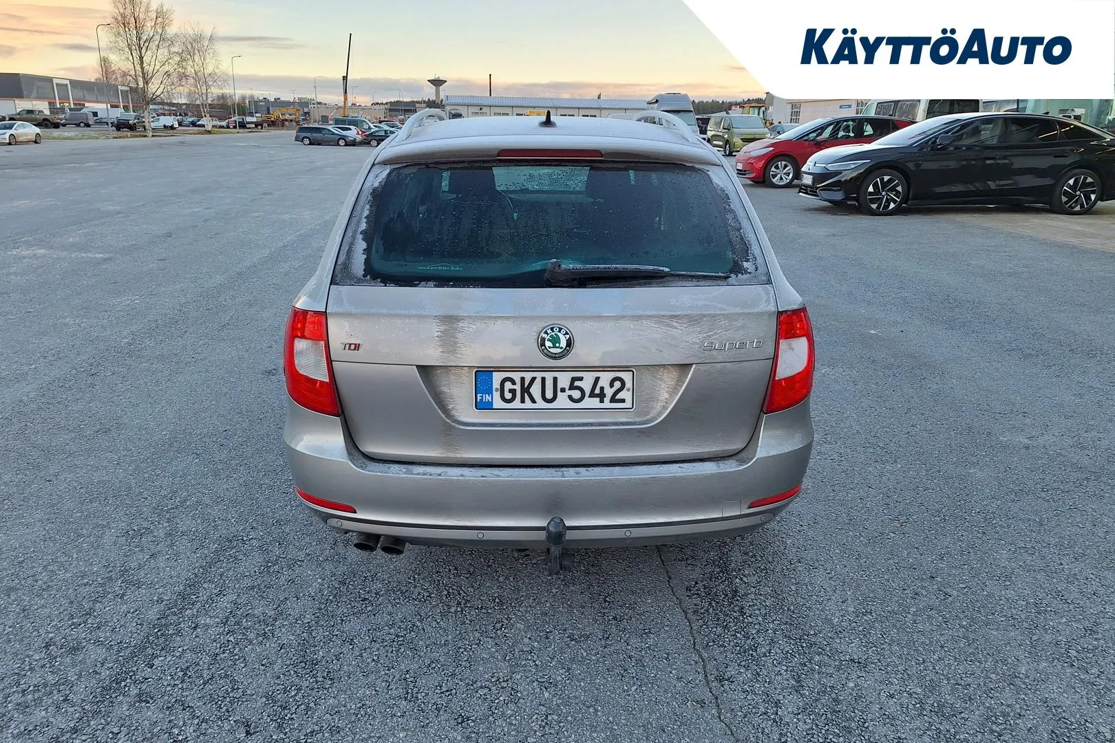 SKODA Superb GKU-542 carousel image