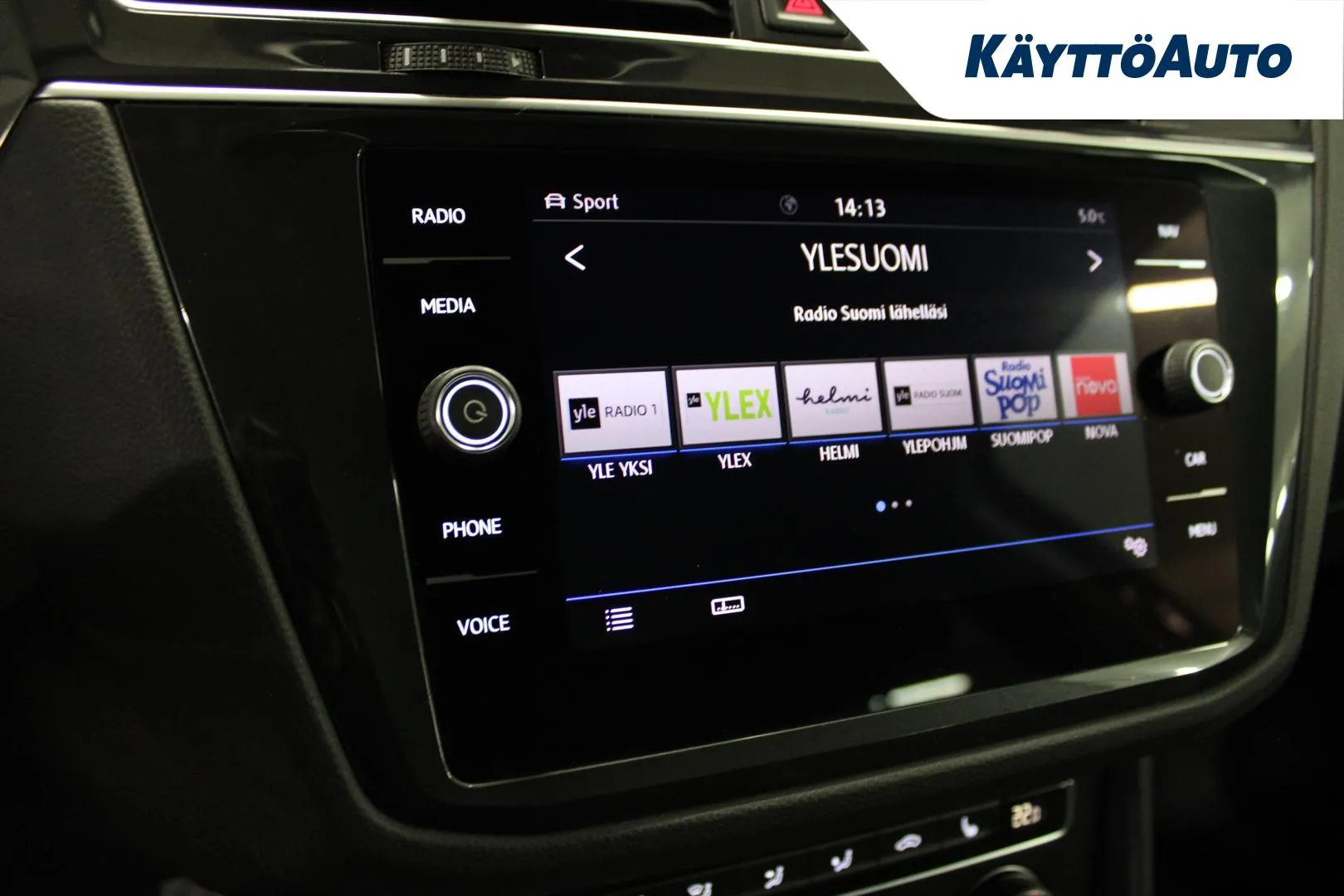 VOLKSWAGEN Tiguan FOM-635 carousel image