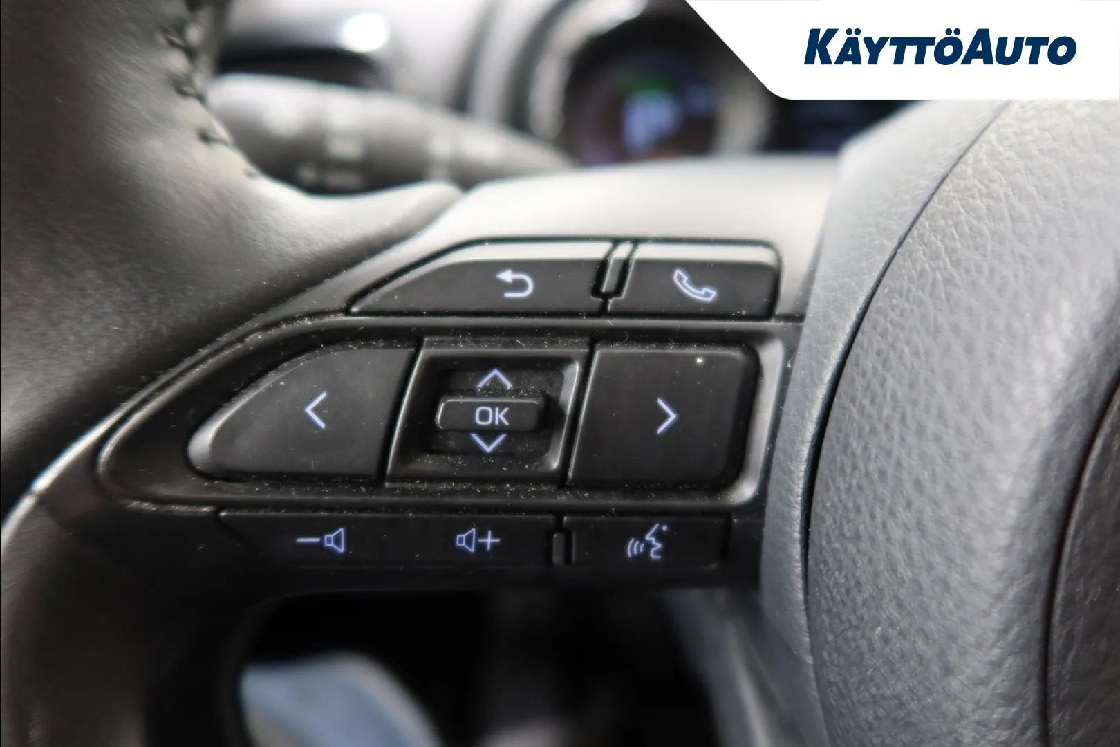 Mazda Mazda2 Hybrid JLR-990 carousel image