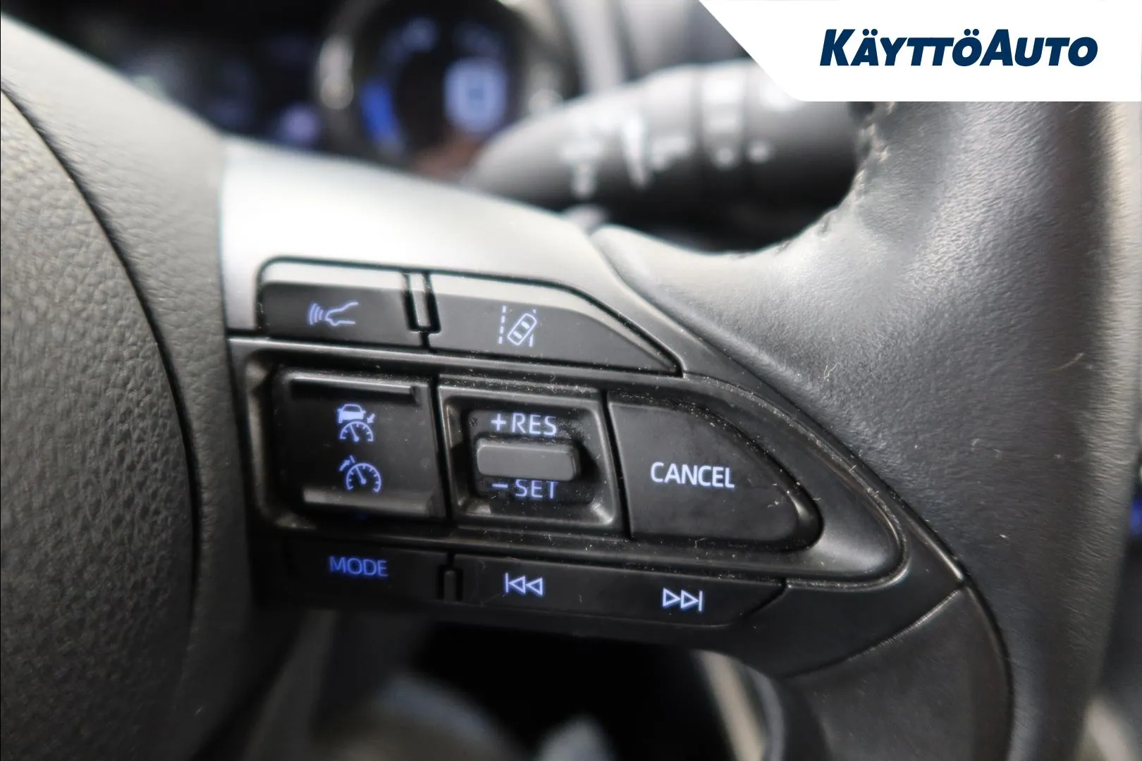 Mazda Mazda2 Hybrid JLR-990 carousel image