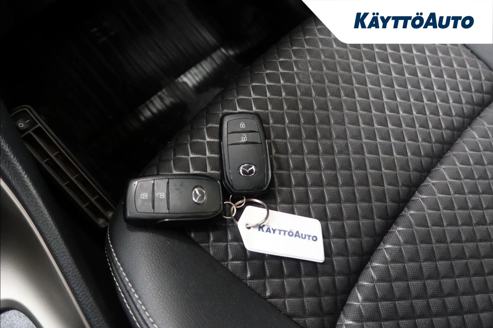 Mazda Mazda2 Hybrid JLR-990 carousel image