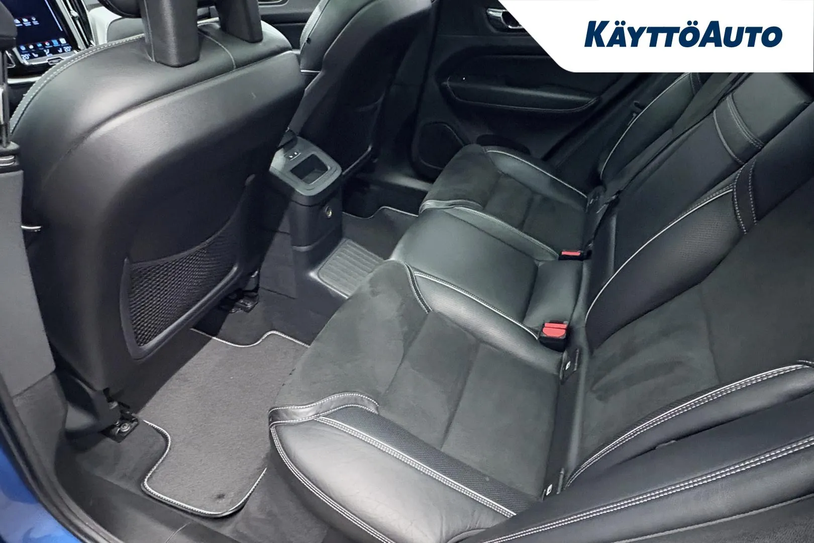 VOLVO XC60 EPH-692 carousel image