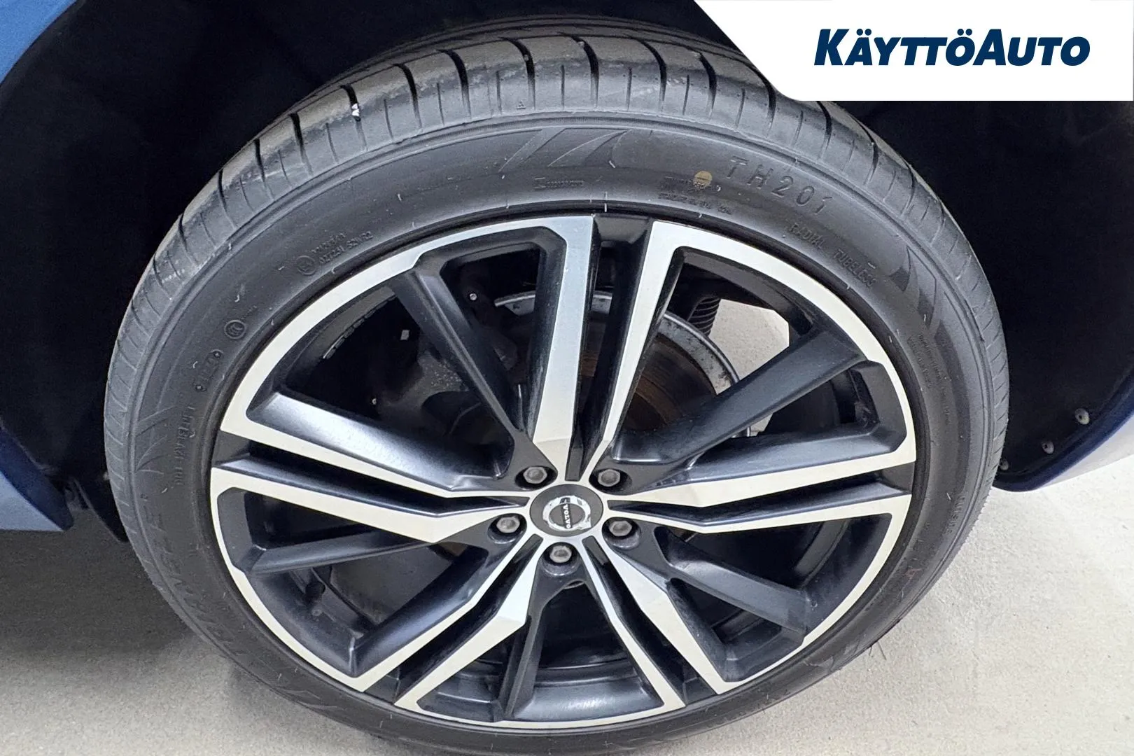 VOLVO XC60 EPH-692 carousel image