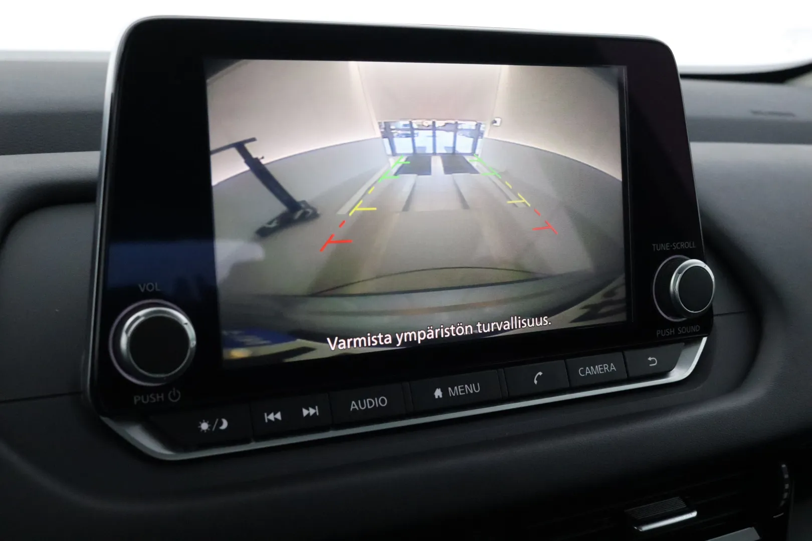 NISSAN Qashqai RVZ-438 carousel image