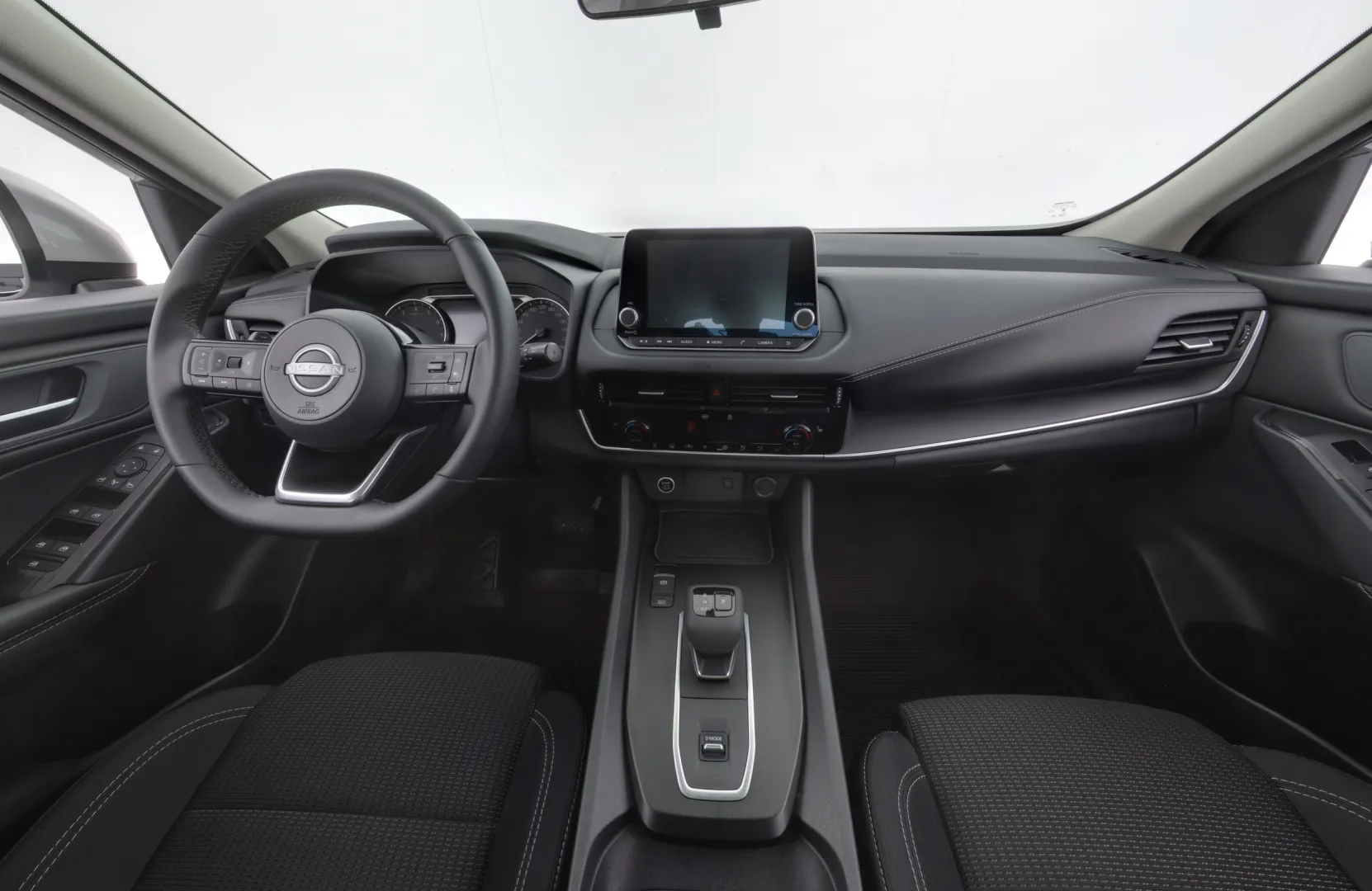 NISSAN Qashqai RVZ-438 carousel image