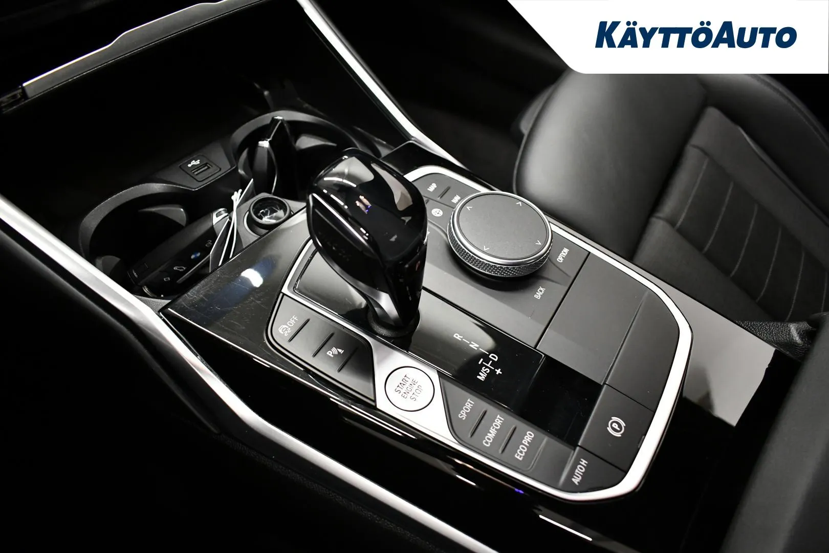 BMW 320 MYX-695 carousel image