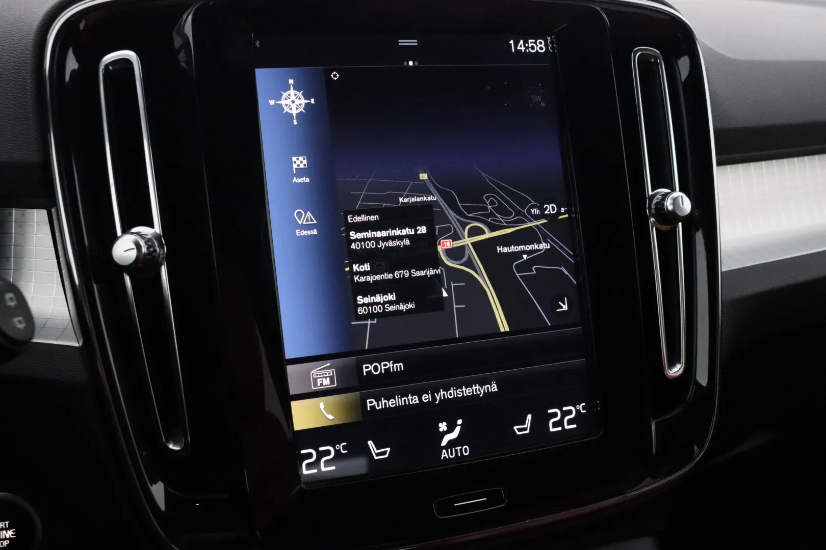 VOLVO XC40 JKU-947 carousel image