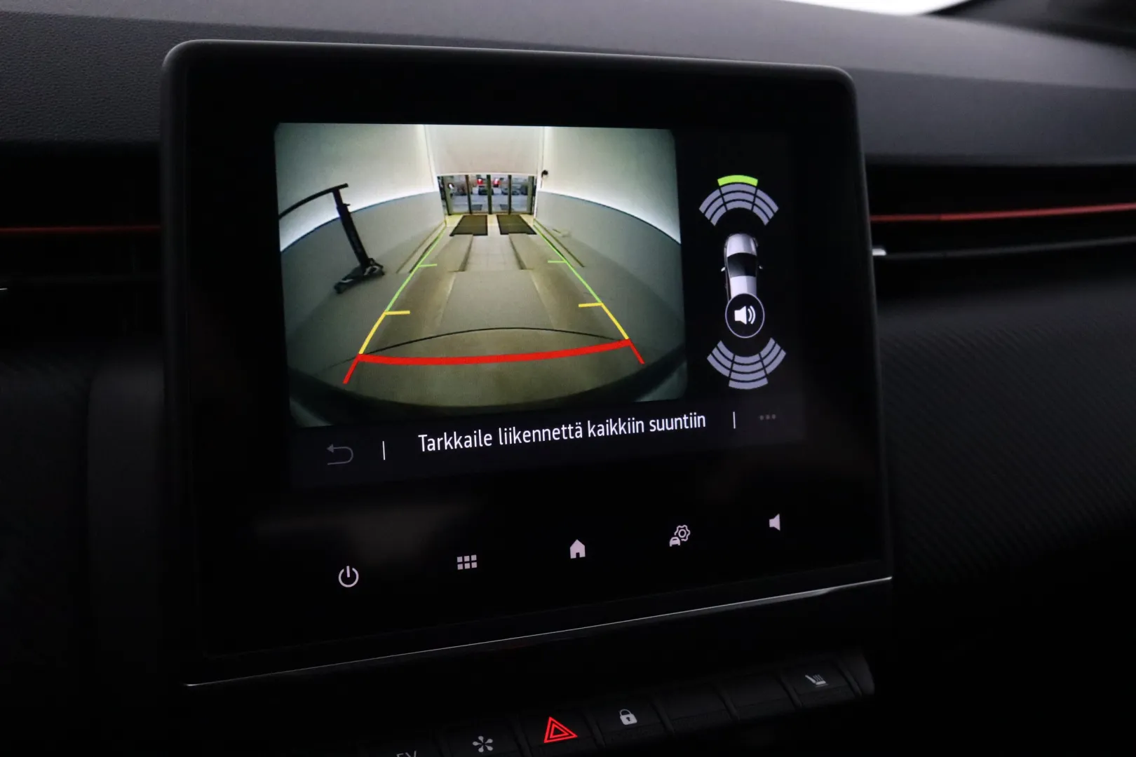 RENAULT Clio JMK-994 carousel image