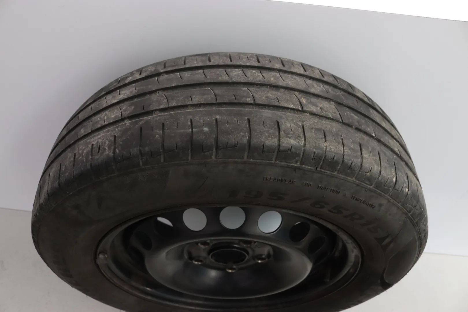 VOLKSWAGEN Caddy YHY-870 carousel image