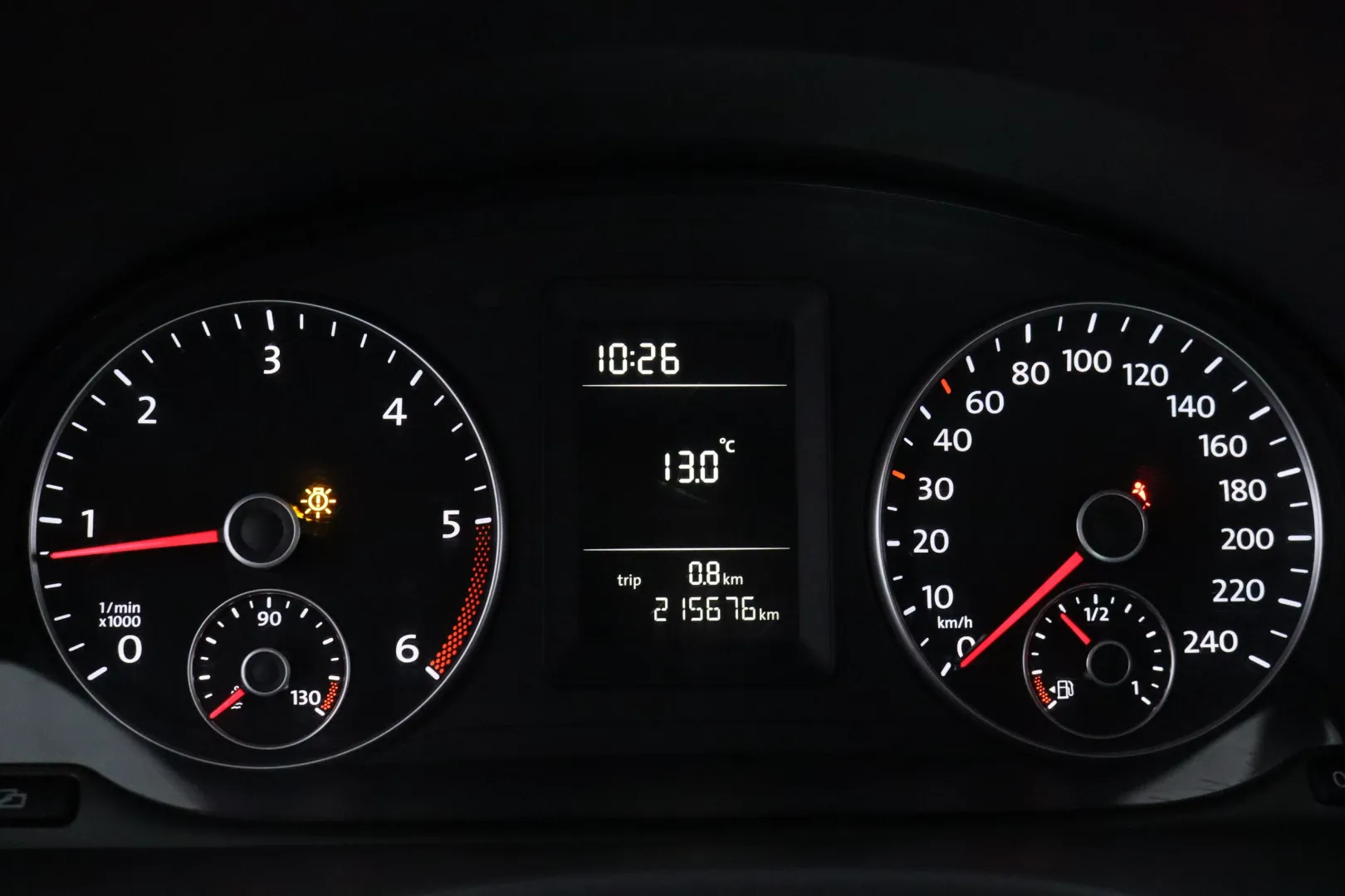 VOLKSWAGEN Caddy YHY-870 carousel image